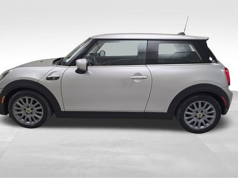 Used 2024 MINI Cooper SE FWD image 6