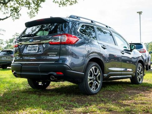 New 2025 Subaru Ascent Limited image 4