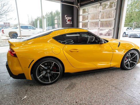 Used 2021 Toyota Supra Premium w/ Driver Assist Package image 4