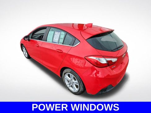 Used 2017 Chevrolet Cruze LT w/ Convenience Package FWD image 7