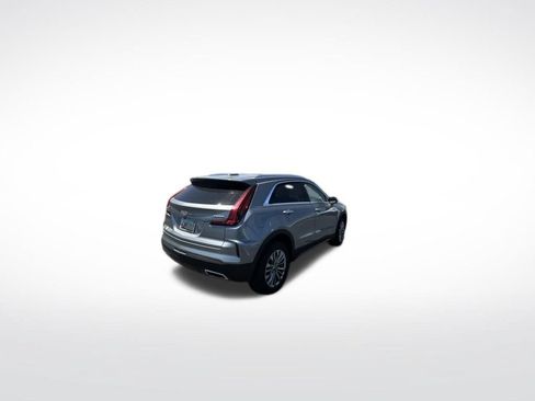 Used 2024 Cadillac XT4 Premium Luxury FWD image 5