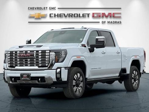 New 2026 GMC Sierra 2500 Denali w/ Denali Reserve Package AWD/4WD image 7