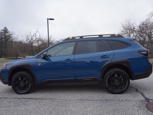 Used 2022 Subaru Outback Wilderness image 8