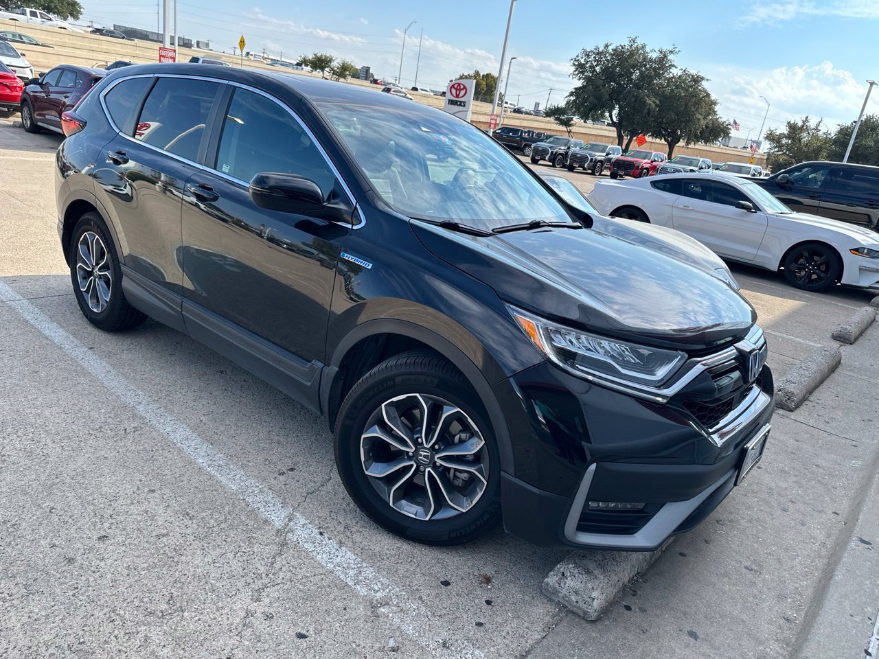 Used 2022 Honda CR-V EX-L image 2