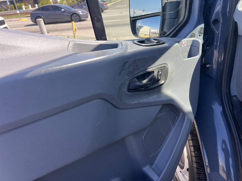 Used 2019 Ford Transit 250 148 High Roof Extended RWD image 14