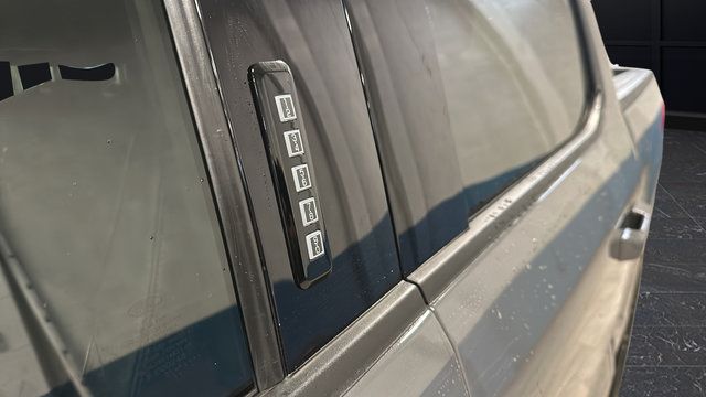 Used 2021 Ford F150 Lariat AWD/4WD image 42