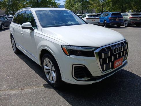 Used 2025 Audi Q7 3.0T Premium Plus image 7