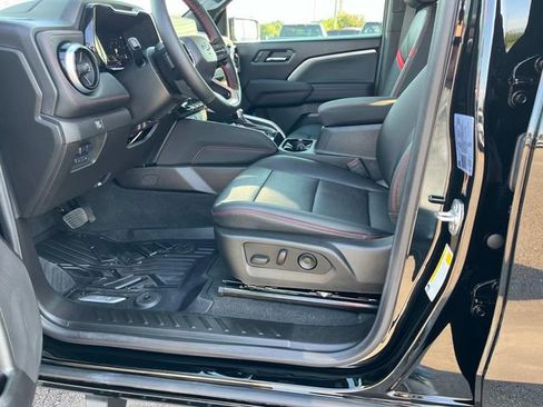 Certified 2025 Chevrolet Colorado Z71 w/ Z71 Convenience Package 2 image 23