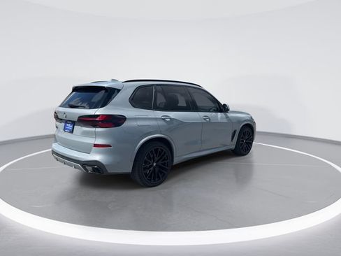 Used 2025 BMW X5 sDrive40i w/ M Sport Package RWD image 7
