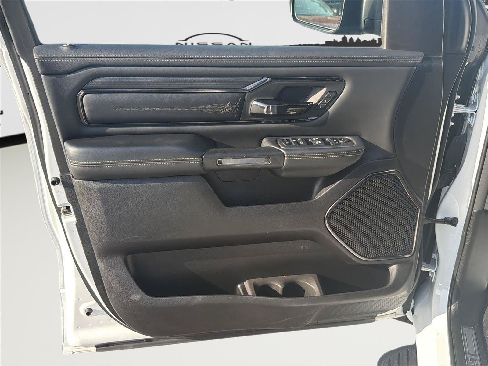 Used 2024 RAM 1500 Limited AWD/4WD image 9