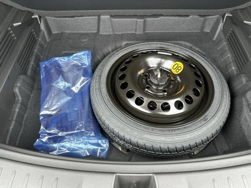 Used 2024 Chevrolet TrailBlazer LT FWD image 28
