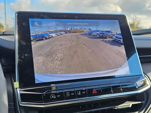 New 2026 Jeep Compass Latitude image 20