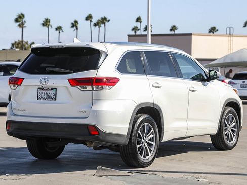 Used 2018 Toyota Highlander XLE FWD image 7