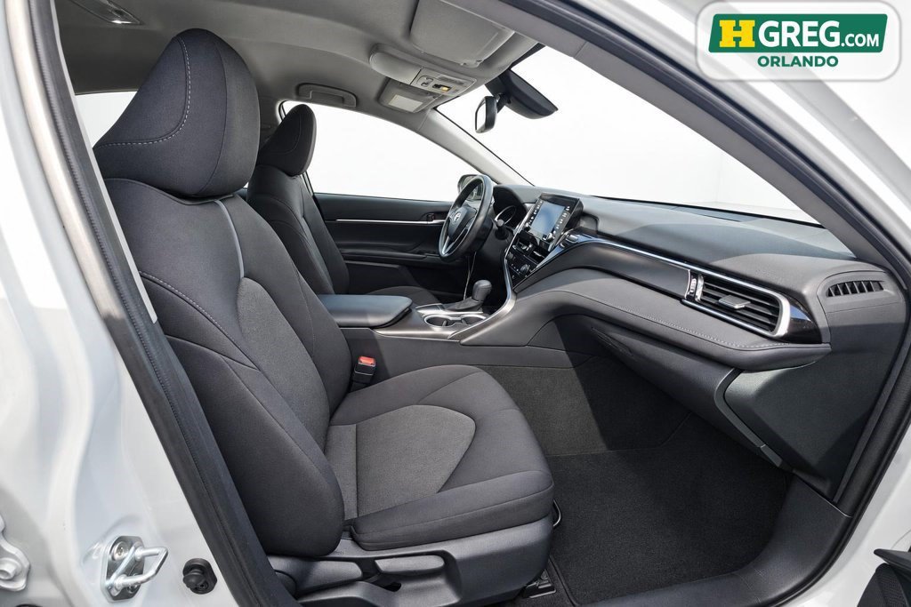 Used 2024 Toyota Camry LE w/ Convenience Package FWD image 11