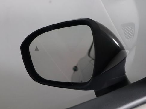 Used 2023 Nissan Ariya FWD image 36