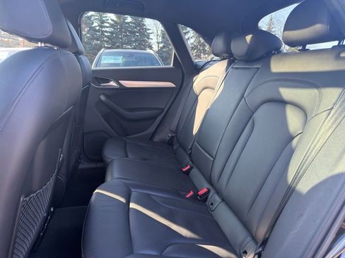 Used 2018 Audi Q3 2.0T Premium Plus w/ Premium Plus Package AWD/4WD image 36