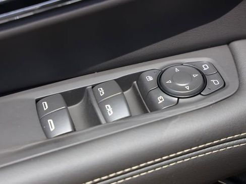 New 2026 GMC Yukon XL Elevation w/ Elevation Premium Package RWD image 18