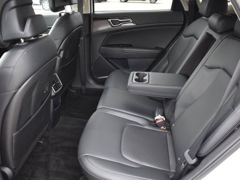 Used 2023 Kia Sportage EX FWD image 18