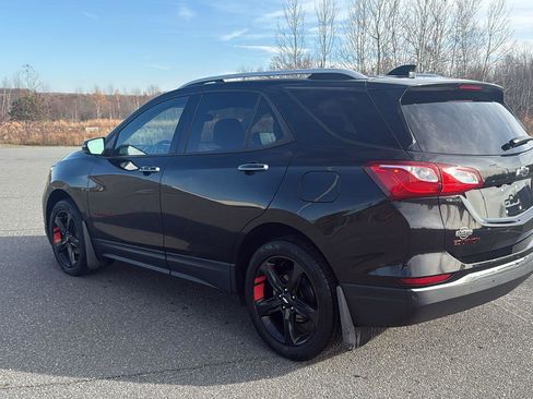 Used 2020 Chevrolet Equinox Premier w/ Premier Redline Edition image 11