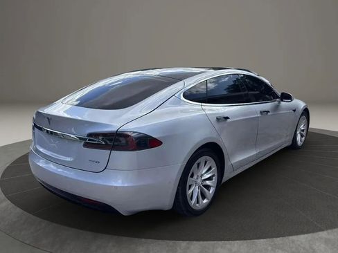 Used 2018 Tesla Model S 100D AWD/4WD image 5