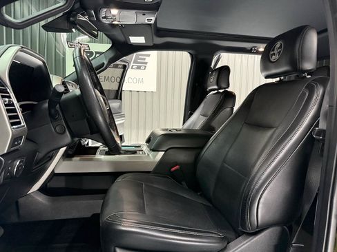 Used 2016 Ford F150 Lariat w/ Equipment Group 502A Luxury AWD/4WD image 18