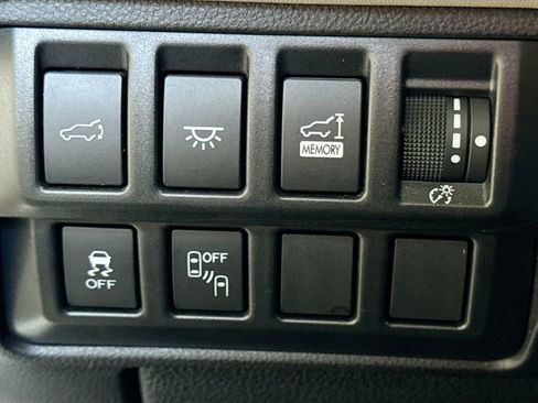 Used 2020 Subaru Ascent Touring w/ Popular Package #2A image 12