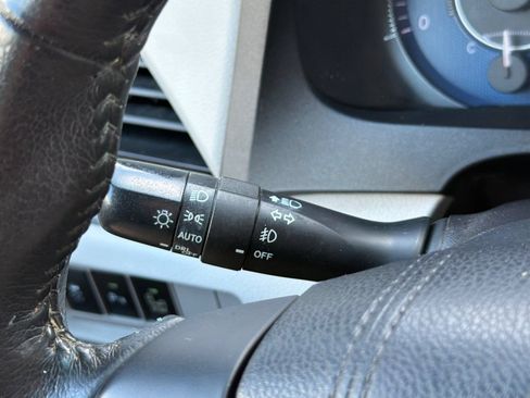 Used 2016 Toyota Sienna XLE w/ XLE Navigation Package FWD image 37