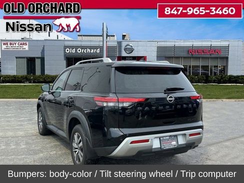 Used 2022 Nissan Pathfinder SL w/ SL Black Package image 9