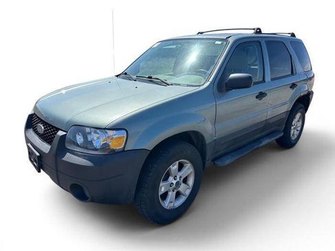 Used 2006 Ford Escape XLT image 1