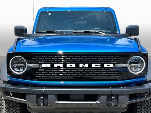 Certified 2025 Ford Bronco Big Bend w/ Black Diamond Package AWD/4WD image 4