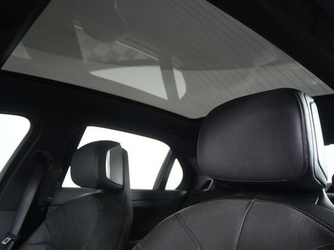 Used 2023 BMW 740i RWD image 11