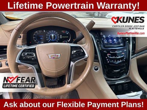 Used 2018 Cadillac Escalade ESV Platinum AWD/4WD image 15
