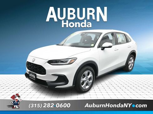 Used 2024 Honda HR-V LX image 1