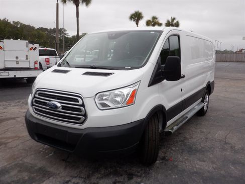 Used 2017 Ford Transit 250 130 Low Roof w/ Exterior Upgrade Package RWD image 17
