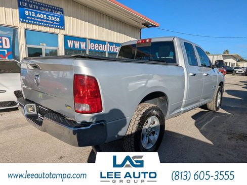 Used 2018 RAM 1500 Classic SLT image 3