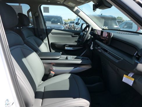 New 2026 Kia EV9 Light image 24