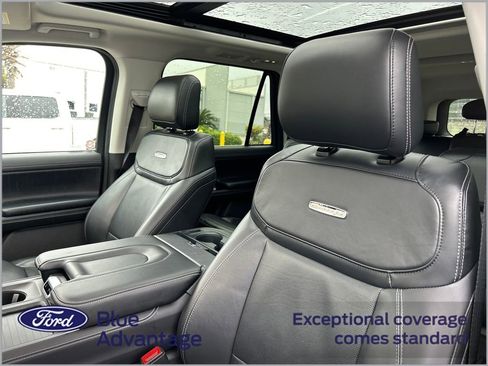 Used 2025 Ford Expedition Max Platinum AWD/4WD image 11