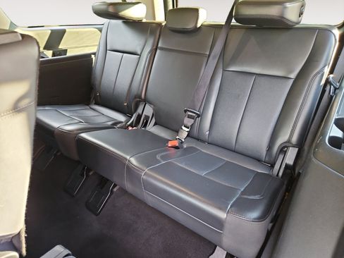 Used 2024 Ford Expedition Max XLT RWD image 15