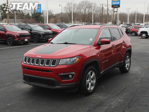 Used 2019 Jeep Compass Latitude w/ Popular Equipment Group image 8