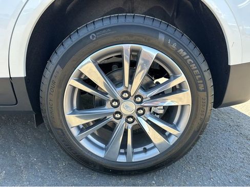 New 2026 Cadillac XT5 Premium Luxury image 4