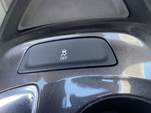 Used 2023 Chevrolet Malibu LS FWD image 17