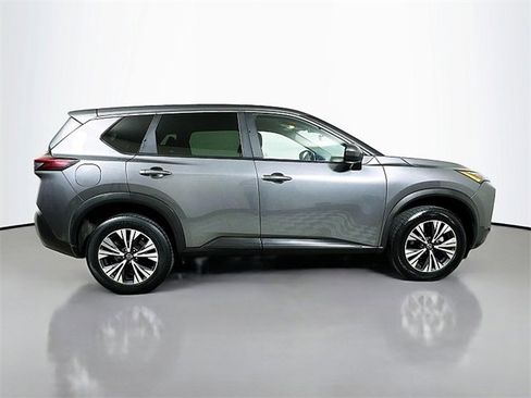 Used 2023 Nissan Rogue SV image 8