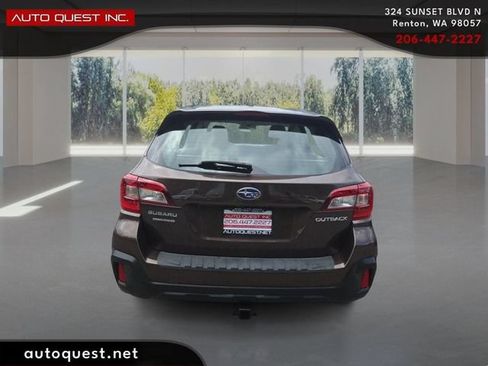 Used 2019 Subaru Outback 2.5i AWD/4WD image 6