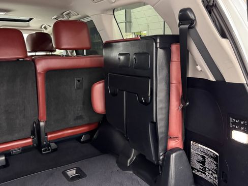 Used 2016 Lexus LX 570 LX 570 Sport Utility 4D image 10