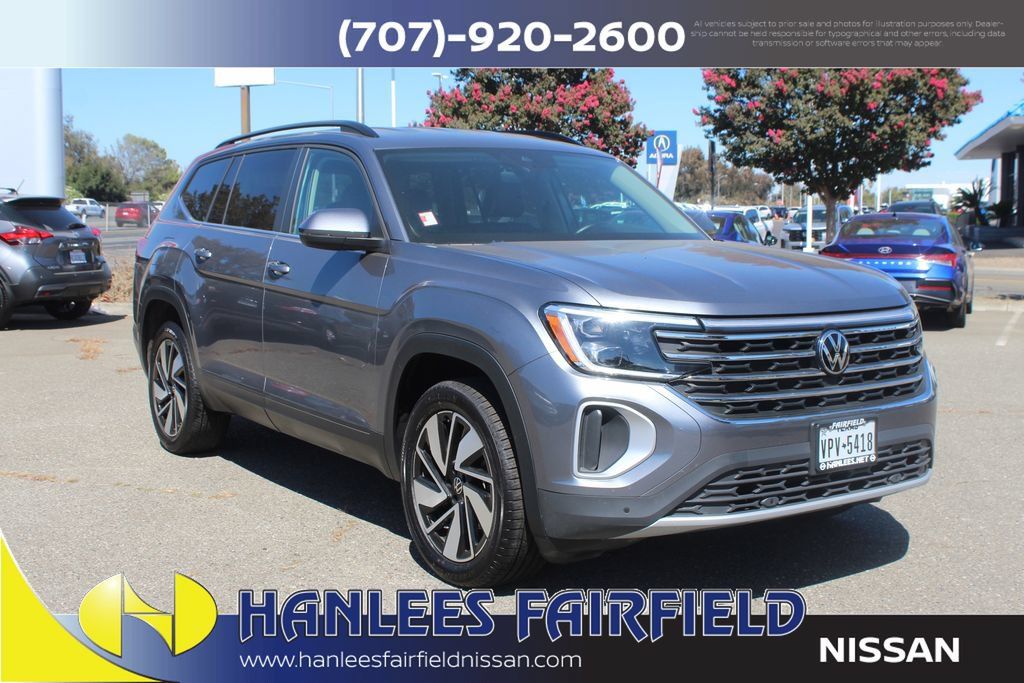 Used 2025 Volkswagen Atlas SE FWD image 5