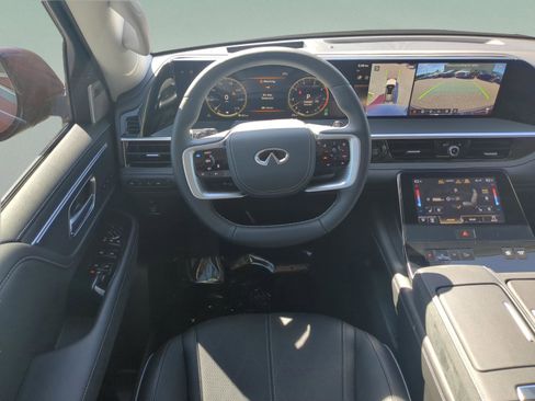 Used 2025 INFINITI QX80 Sensory image 17