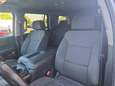 Used 2019 Chevrolet Tahoe LS AWD/4WD image 24