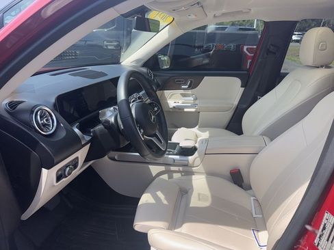 Used 2021 Mercedes-Benz GLB 250 image 6