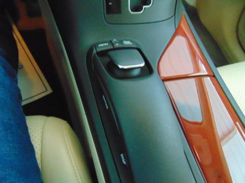 Used 2012 Lexus RX 350 AWD w/ Premium Pkg image 18