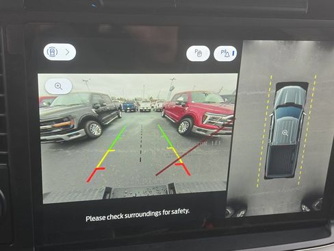 Used 2025 Ford F150 Lariat w/ Equipment Group 501A Mid AWD/4WD image 17